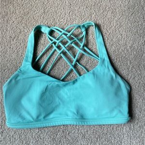 Lululemon free to be wild sports bra